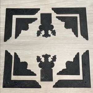 10 pieces corners antique style furniture/wall add ons